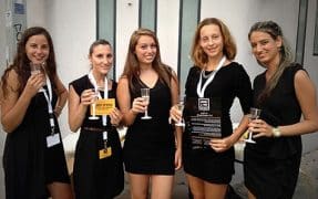 דיילות לכנסים