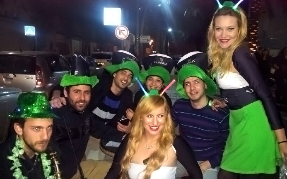 שירותי דיילות שמעניקים לכל אירוע את המגע המקצועי הנכון